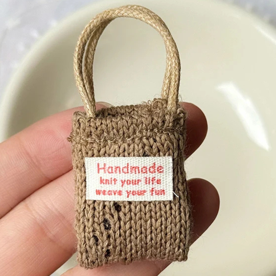 miniature_knit_bag.png